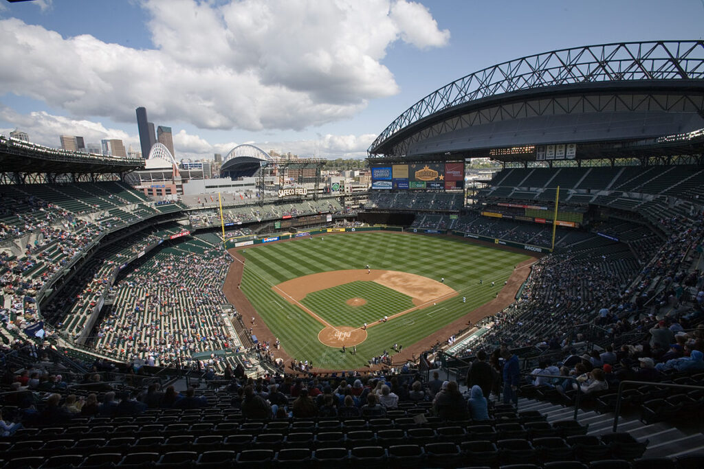ᐈ 10 найбільших бейсбольних стадіонів у США - великі бейсбольні стадіони - самі великі 2024