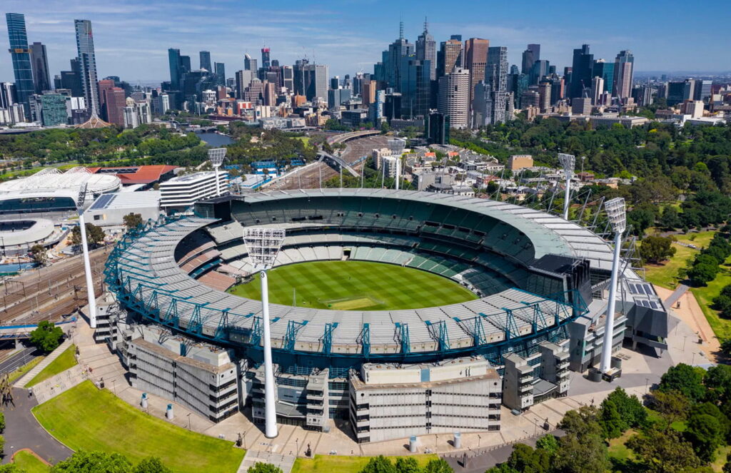ᐈ 10 найбільших стадіонів світу - великі спортивні стадіони - самий великий стадіон в світі 2024
