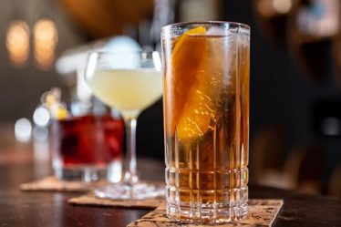 Почему винные коктейли успешно конкурируют с пивом