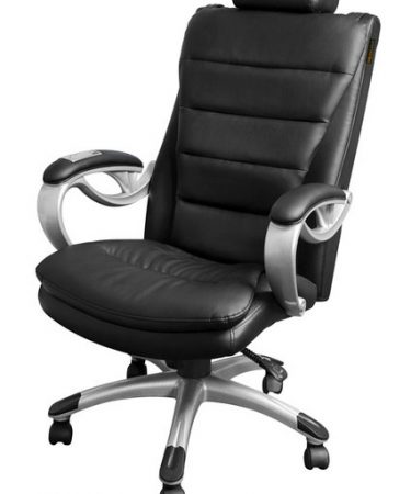 Почему украинцы все чаще выбирают офисные массажные кресла