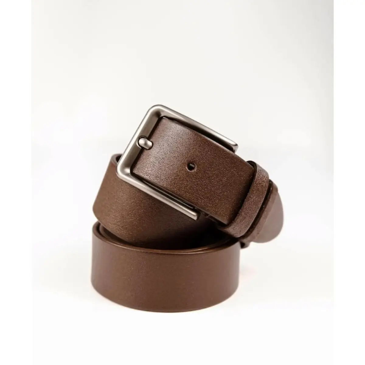 Чем важен выбор качественной ременной кожи