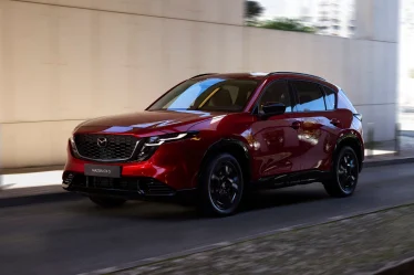 Как выбрать коврики в салон Mazda